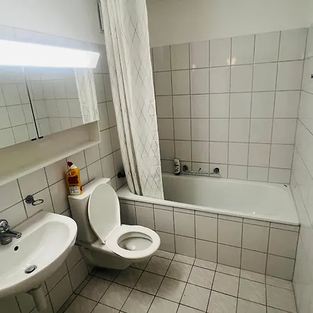 Private In Centre *